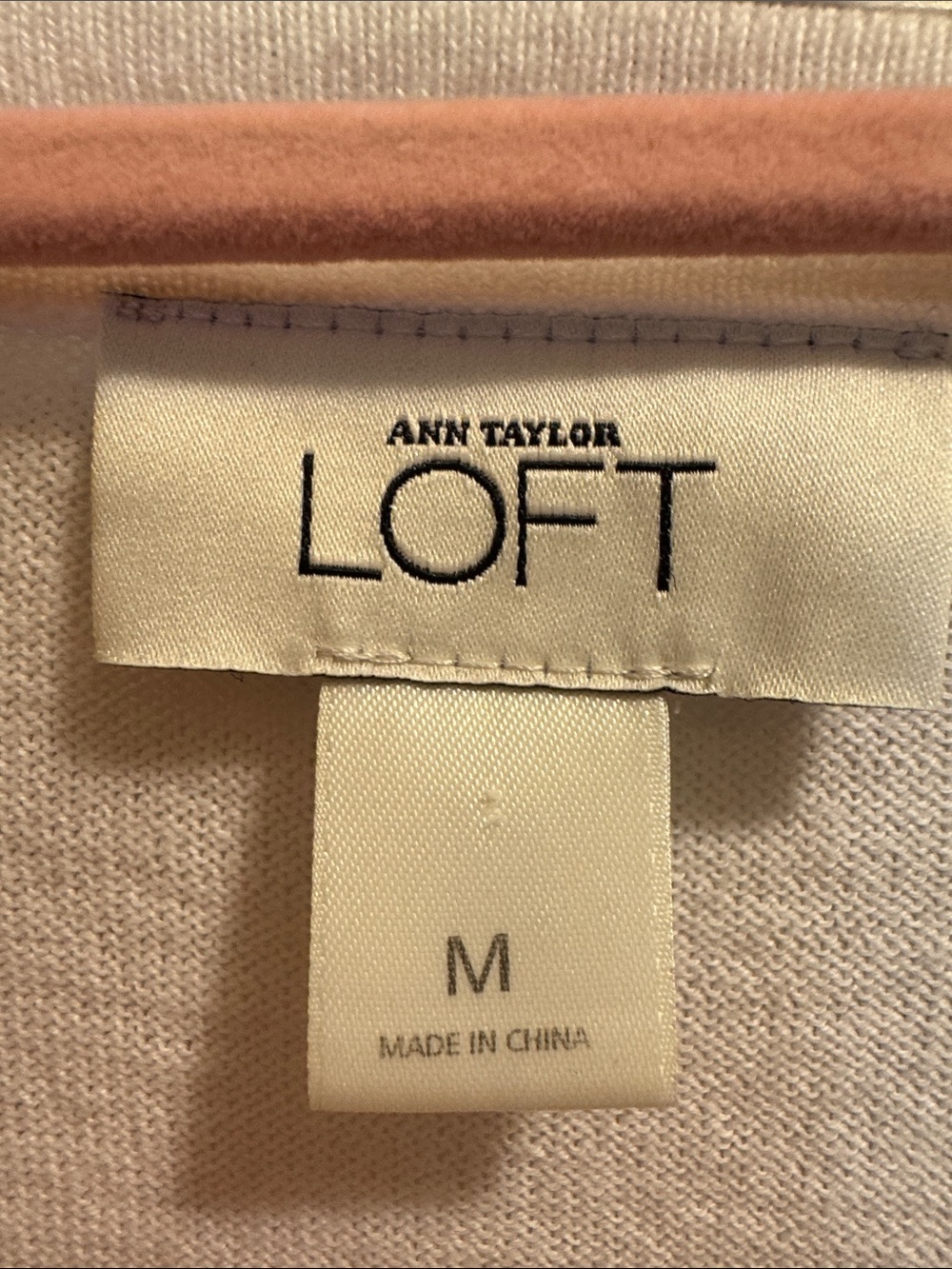 LOFT White Short Sleeve V‑Neck Button Cardigan ~ Medium - Picture 2 of 3